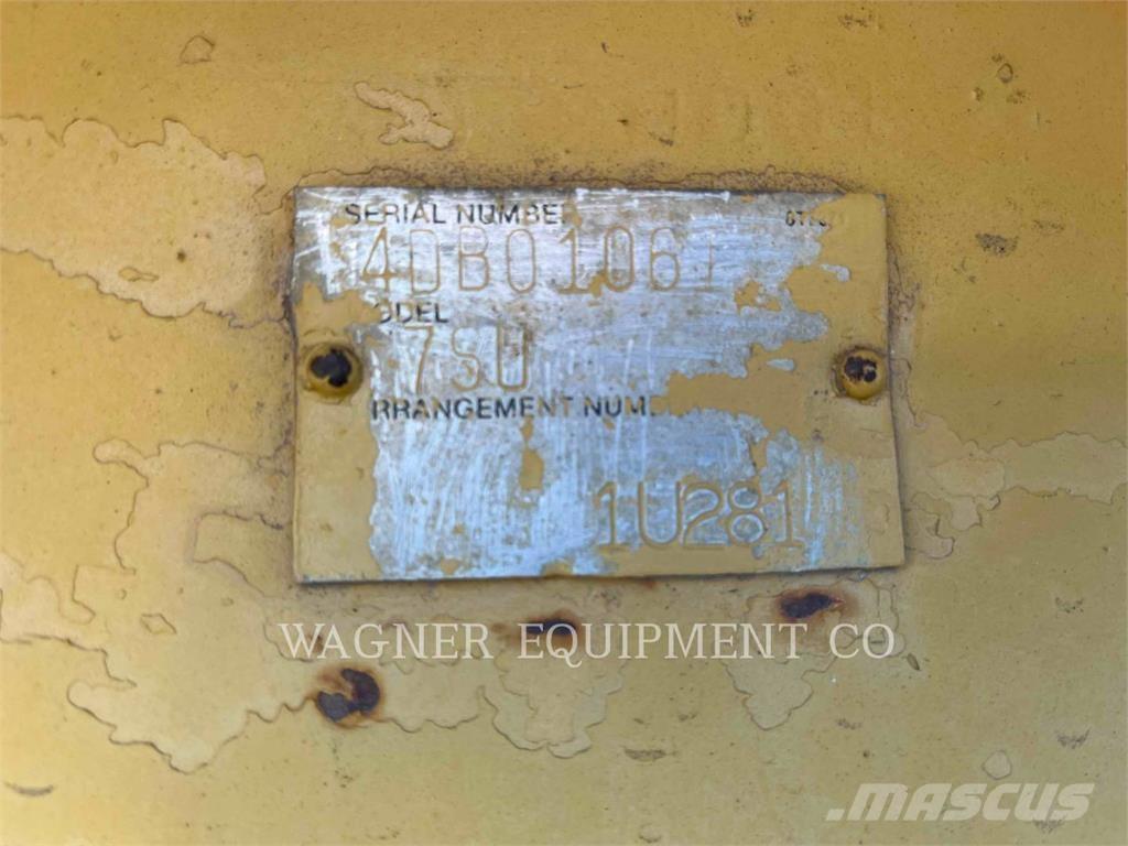 CAT D7HII Buldozer sobre oruga