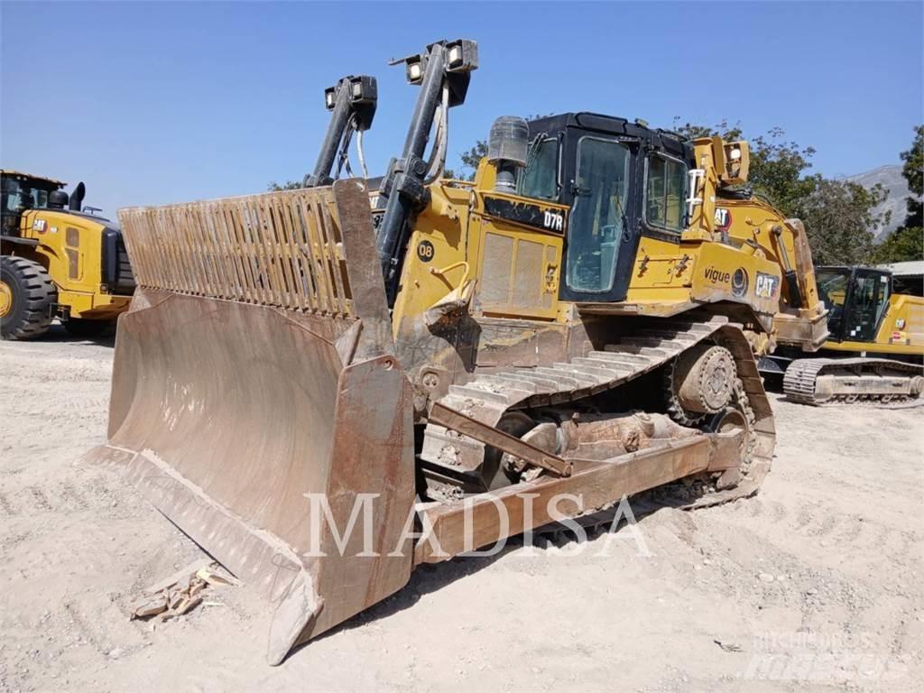 CAT D7R Buldozer sobre oruga