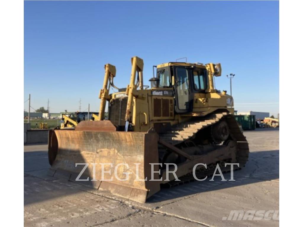 CAT D7R Buldozer sobre oruga