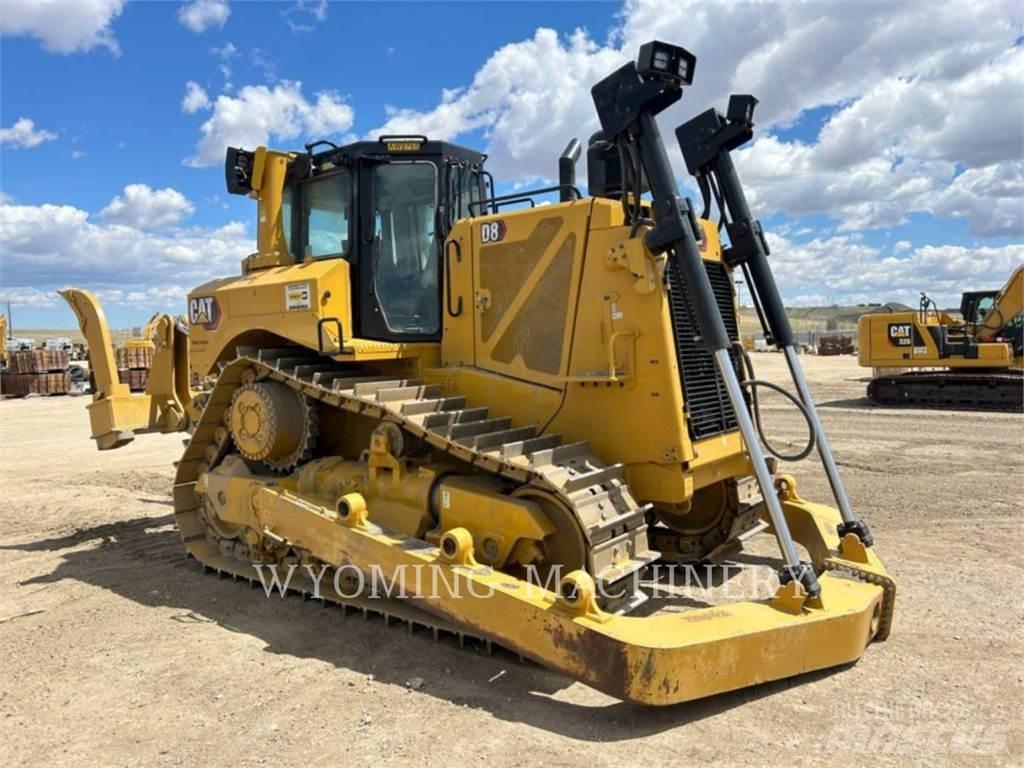 CAT D8 Buldozer sobre oruga