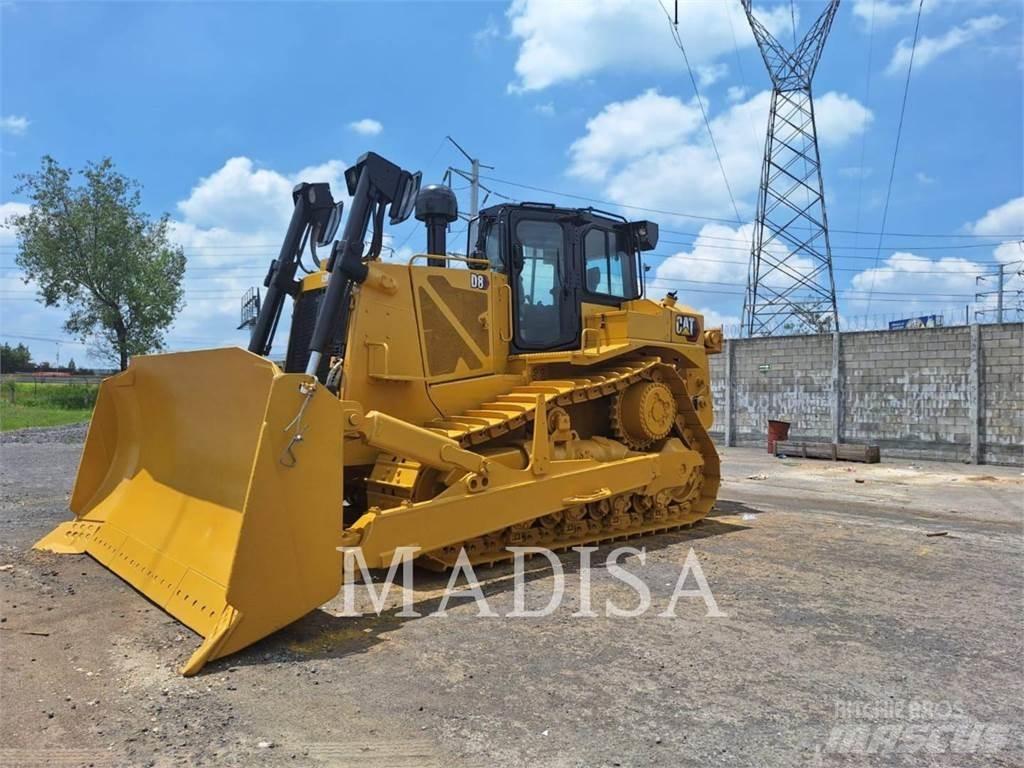 CAT D8 Buldozer sobre oruga