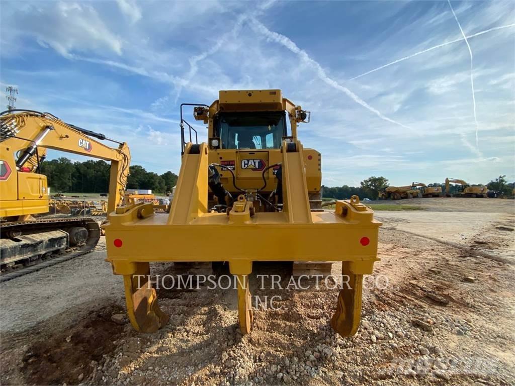 CAT D8 Buldozer sobre oruga