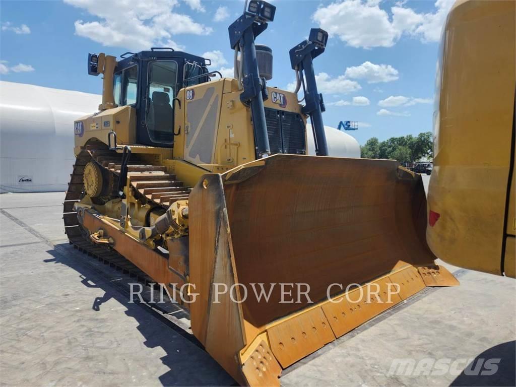 CAT D8 Buldozer sobre oruga