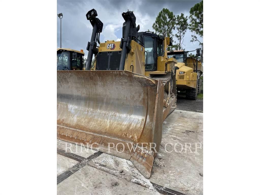 CAT D8 Buldozer sobre oruga