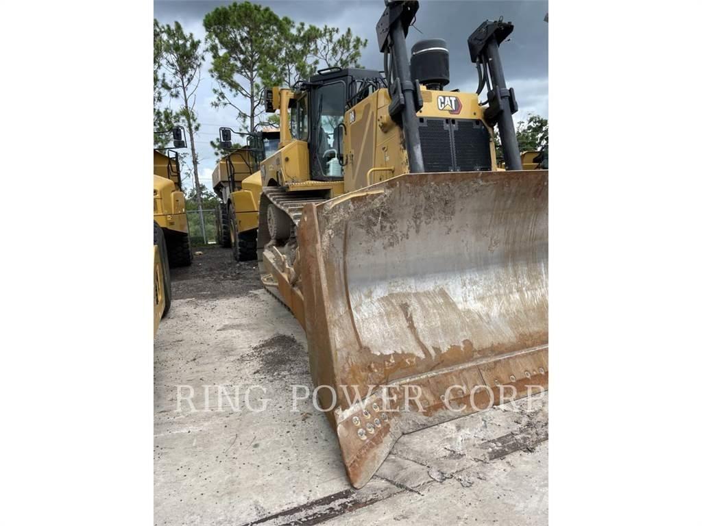 CAT D8 Buldozer sobre oruga