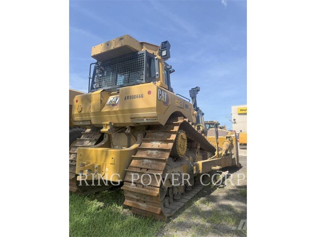 CAT D8 Buldozer sobre oruga