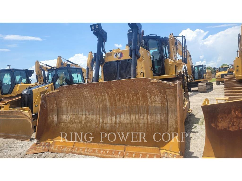 CAT D8 Buldozer sobre oruga