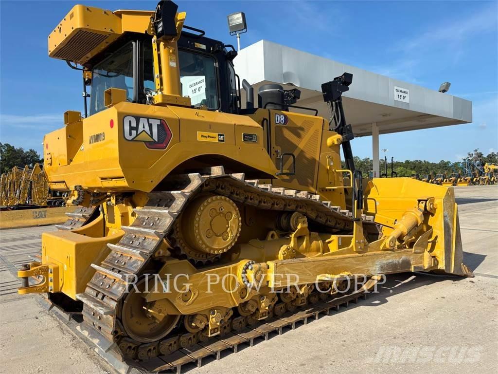 CAT D8 Buldozer sobre oruga