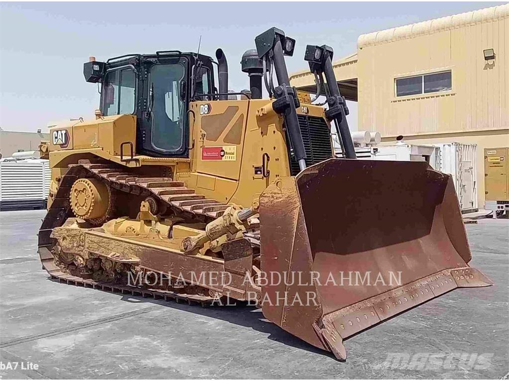 CAT D8 Buldozer sobre oruga