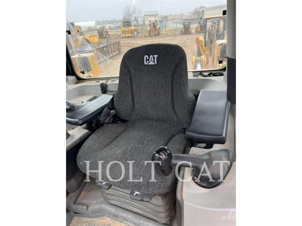 CAT D8 MS Buldozer sobre oruga