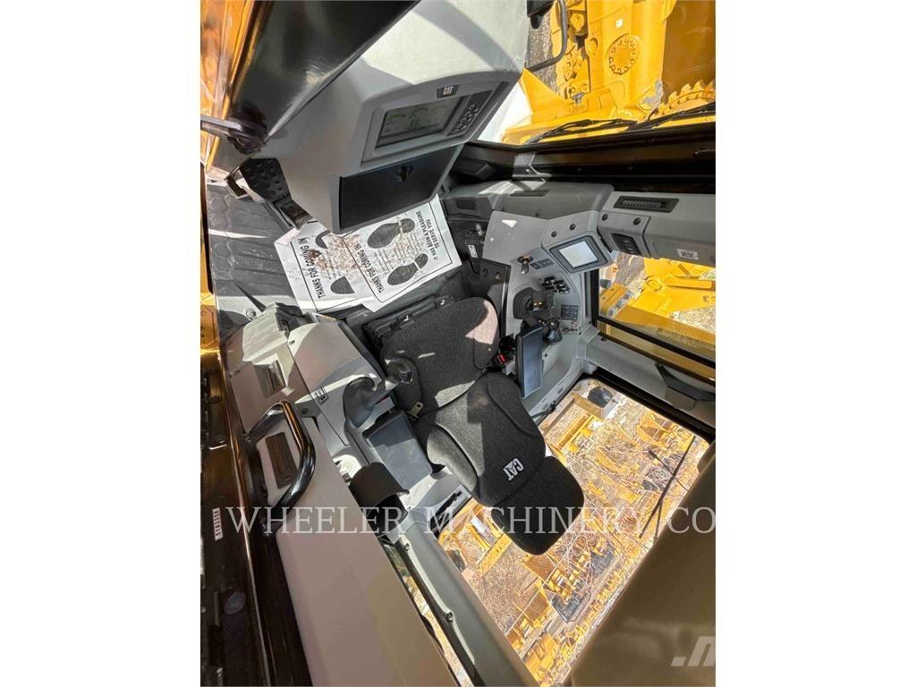 CAT D8 SU Buldozer sobre oruga