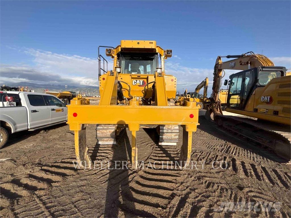 CAT D8 SU Buldozer sobre oruga