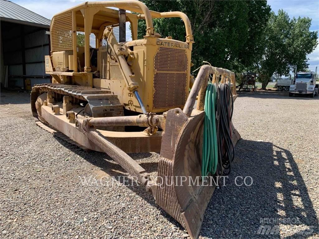 CAT D8H Buldozer sobre oruga