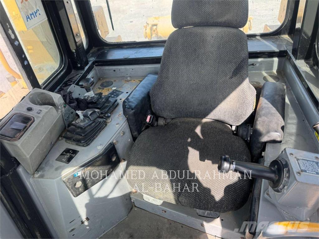 CAT D8RLRC Buldozer sobre oruga