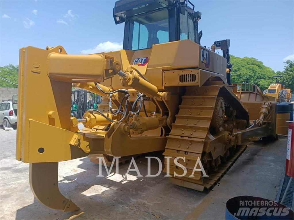 CAT D8T Buldozer sobre oruga