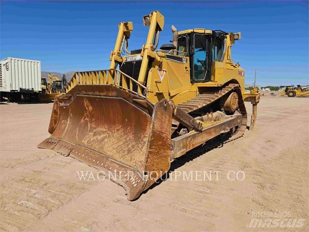 CAT D8T Buldozer sobre oruga