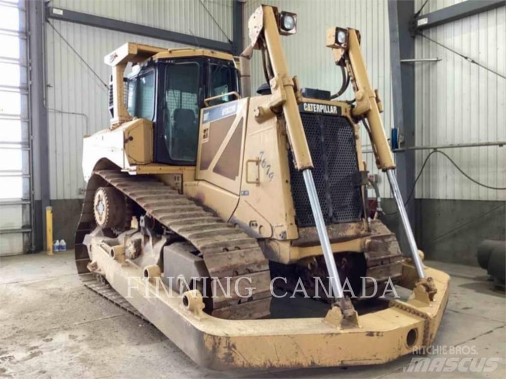 CAT D8T Buldozer sobre oruga