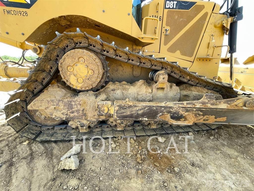 CAT D8T Buldozer sobre oruga