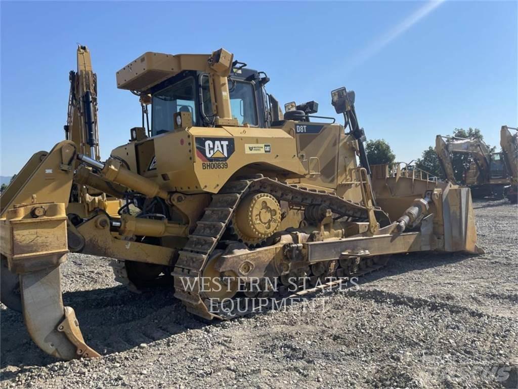 CAT D8T Buldozer sobre oruga