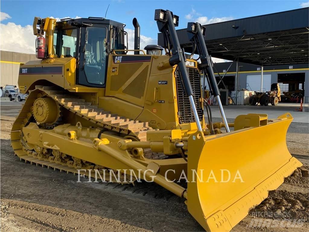 CAT D8T Buldozer sobre oruga