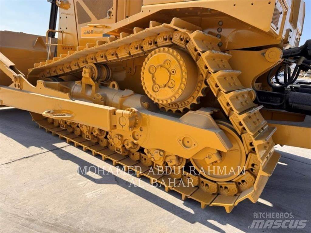 CAT D8T Buldozer sobre oruga