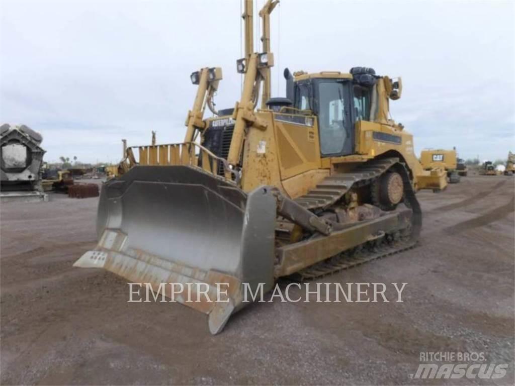 CAT D8T Buldozer sobre oruga