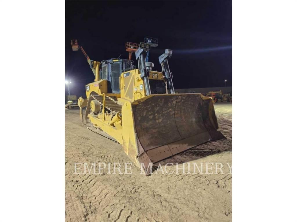 CAT D8T Buldozer sobre oruga