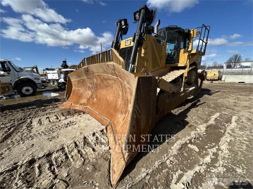 CAT D8T Buldozer sobre oruga