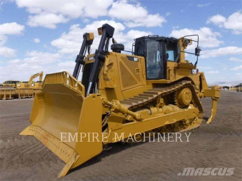 CAT D8T Buldozer sobre oruga