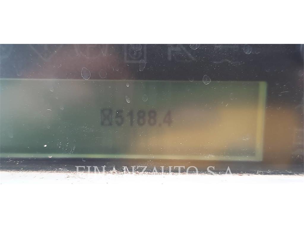 CAT D8T Buldozer sobre oruga