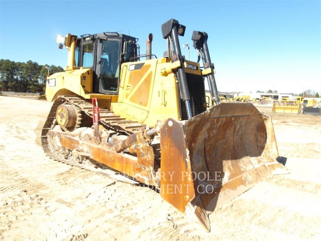 CAT D8T Buldozer sobre oruga