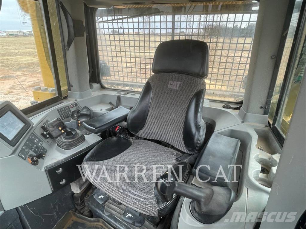 CAT D8T 4XLARO Buldozer sobre oruga