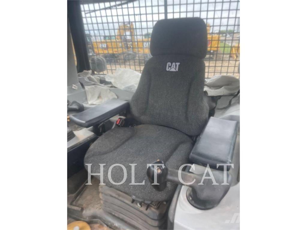 CAT D8T MS Buldozer sobre oruga