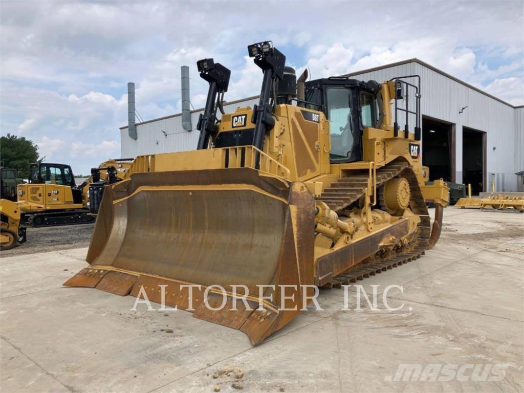 CAT D8T R 3D Buldozer sobre oruga