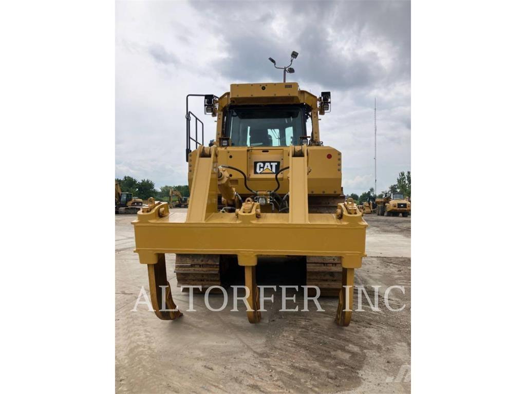 CAT D8T R 3D Buldozer sobre oruga