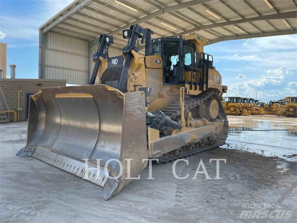 CAT D9 Buldozer sobre oruga