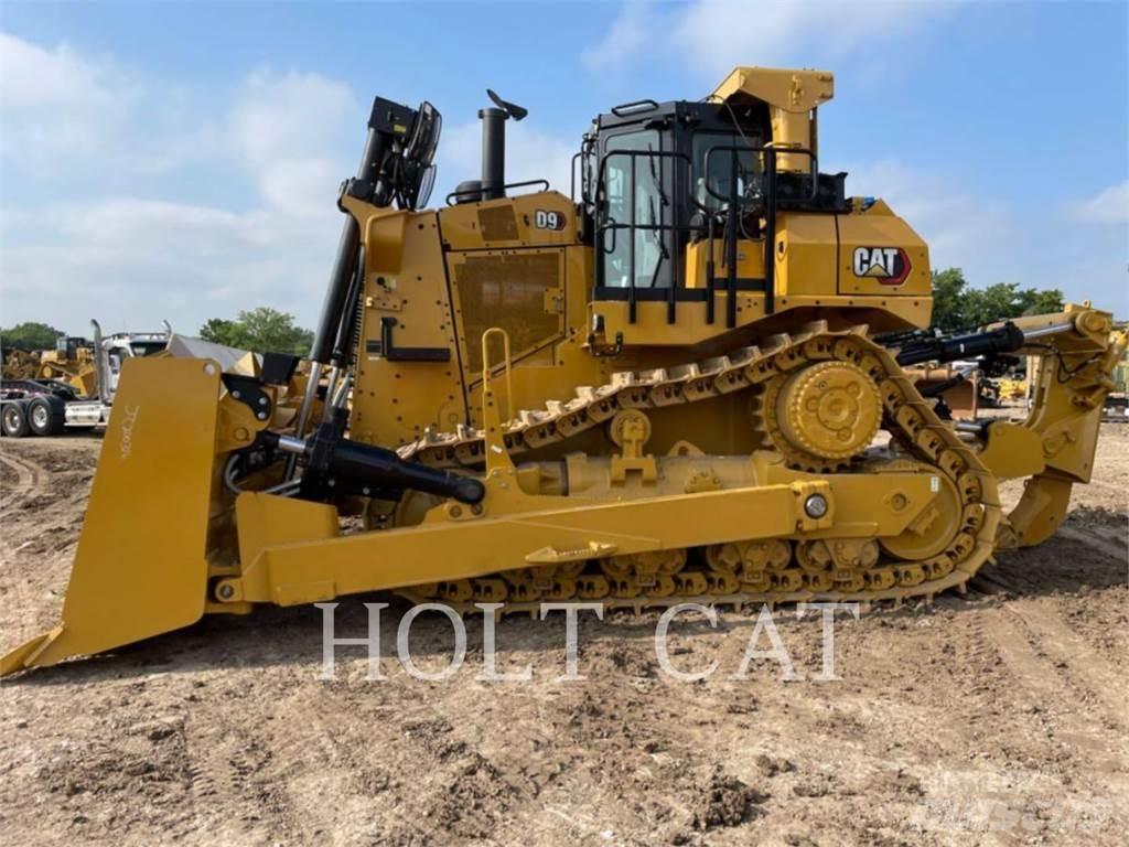 CAT D9 Buldozer sobre oruga