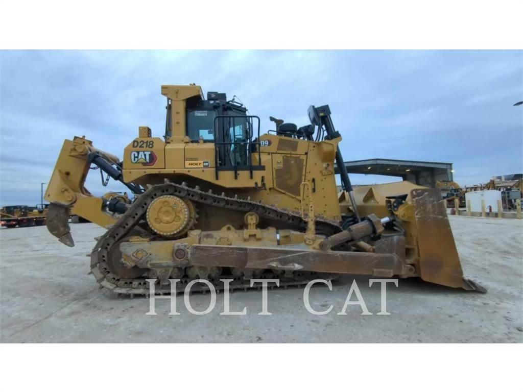 CAT D9 Buldozer sobre oruga