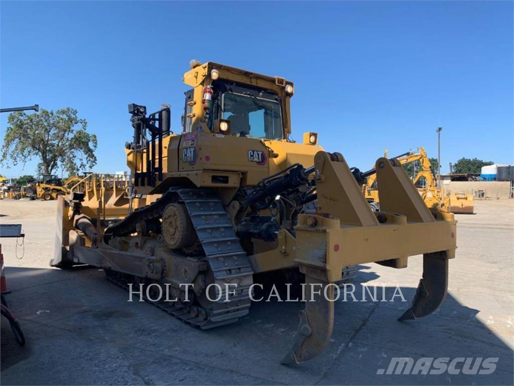 CAT D9 Buldozer sobre oruga
