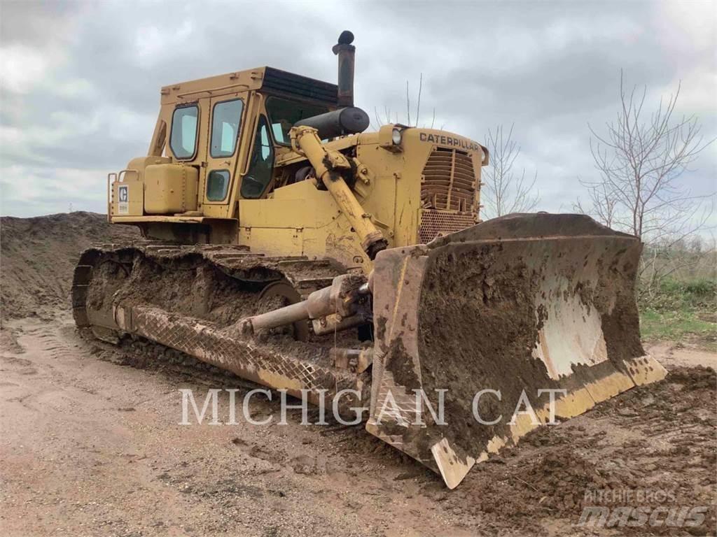 CAT D9H Buldozer sobre oruga