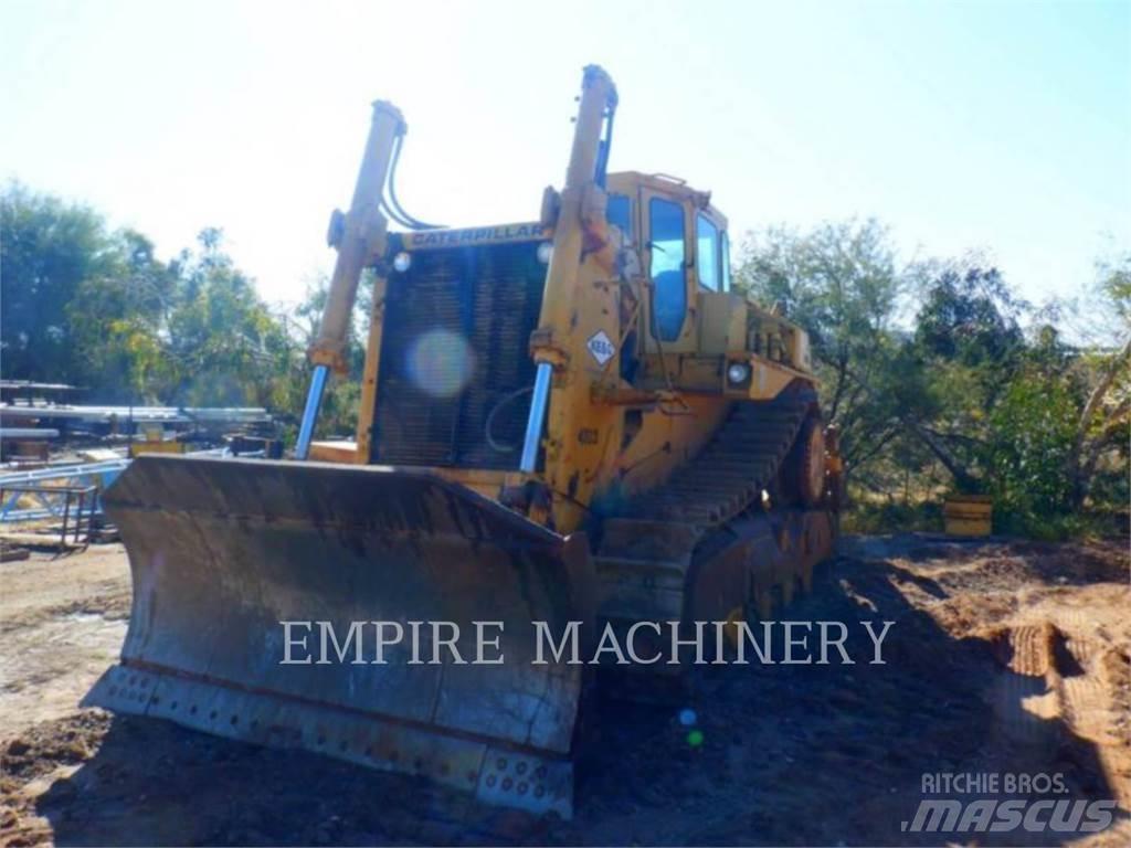 CAT D9L Buldozer sobre oruga