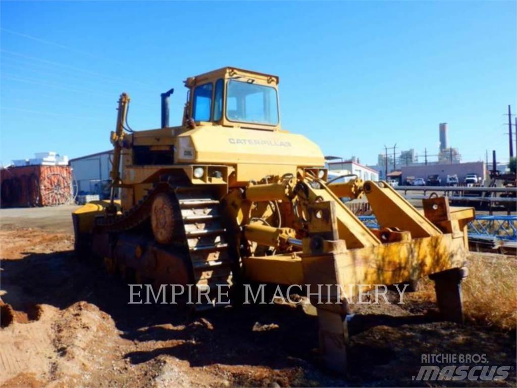 CAT D9L Buldozer sobre oruga