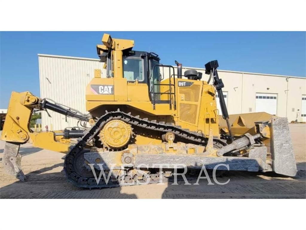 CAT D9T Buldozer sobre oruga
