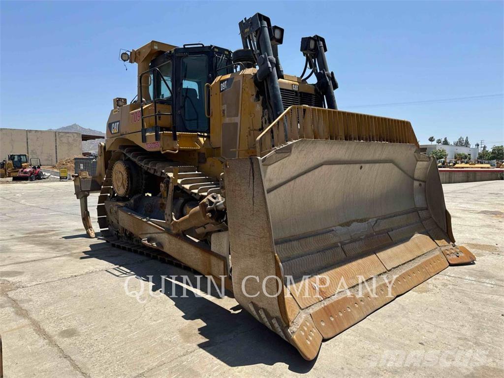 CAT D9T Buldozer sobre oruga