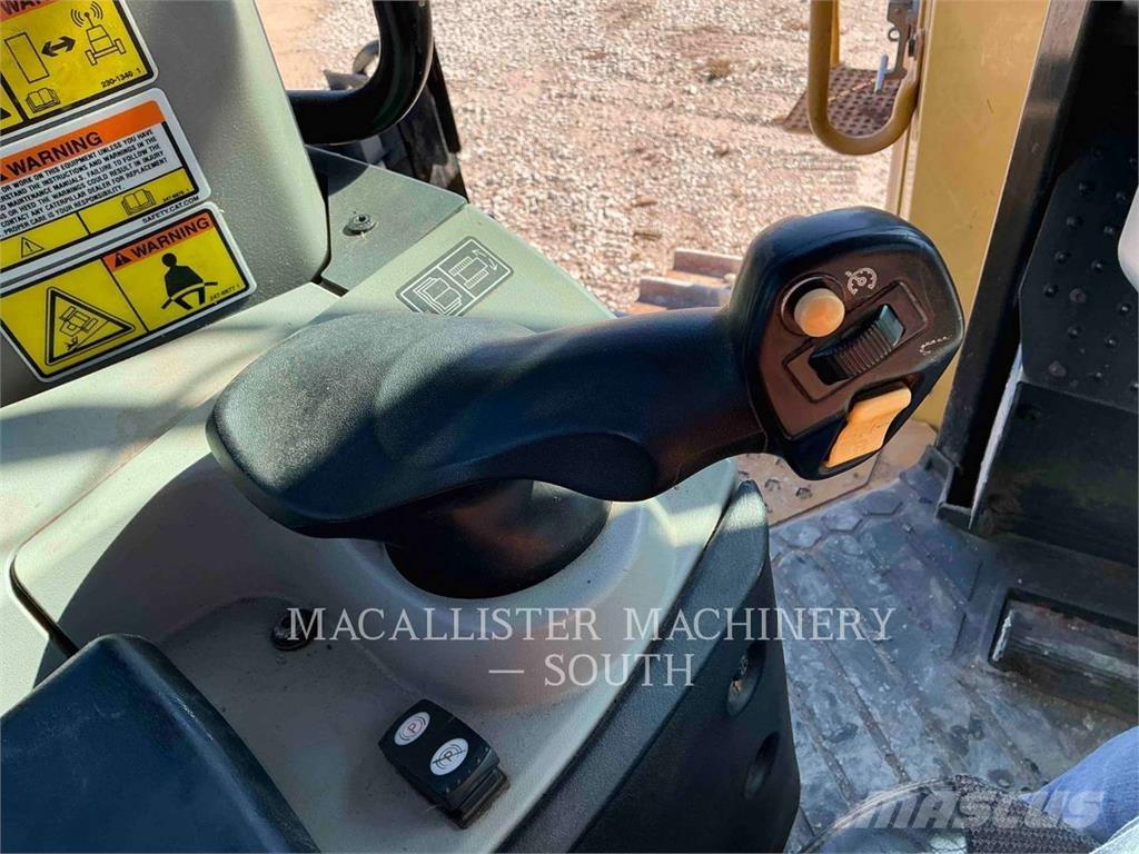 CAT D9T Buldozer sobre oruga