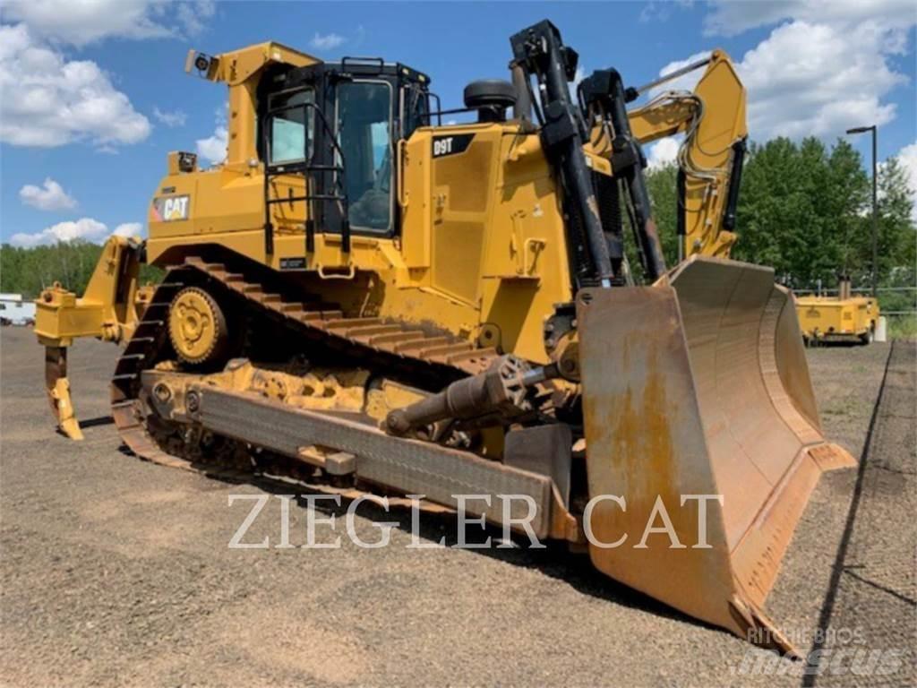 CAT D9T Buldozer sobre oruga