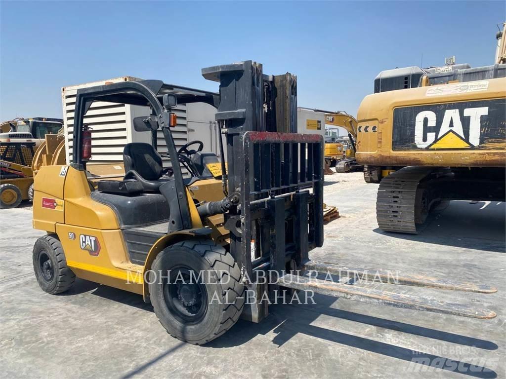 CAT DP50 Camiones diesel