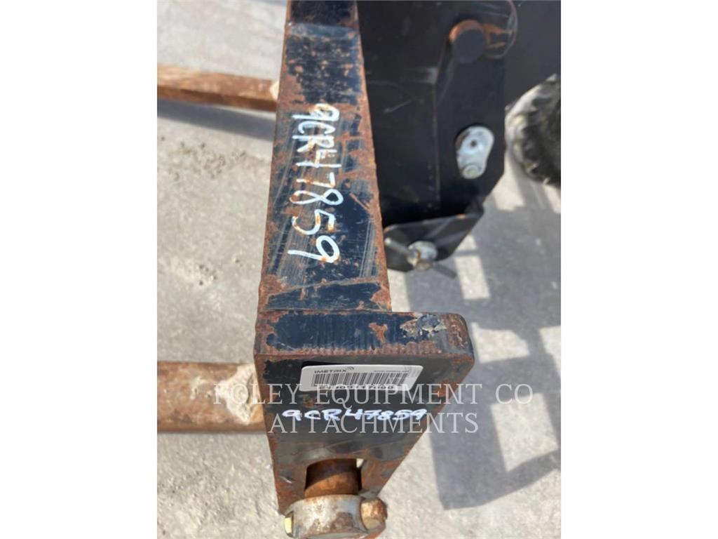 CAT FKTHT60W Carretillas telescópicas