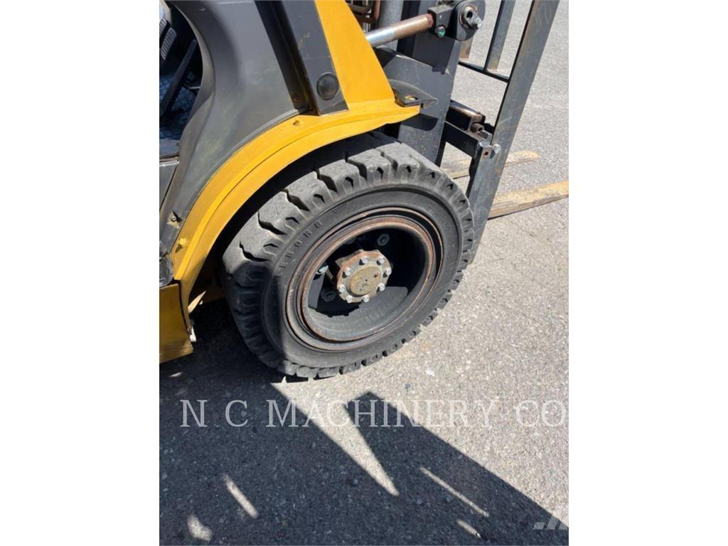 CAT GP30N5 Camiones LPG