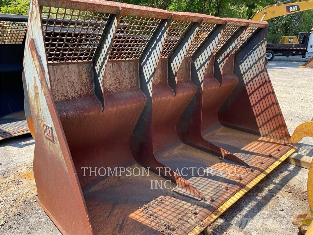 CAT IT38CHIP BUCKET Cucharones